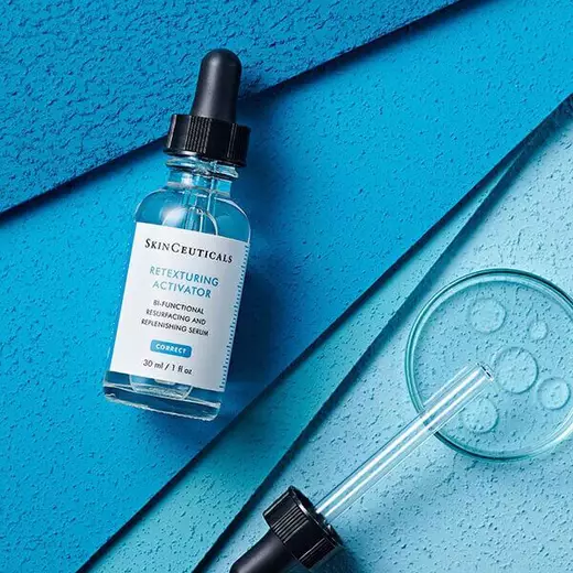 Serum SkinCeuticals para peeling facial
