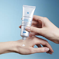 Textura de Glycolic 10 Renew Overnight | SkinCeuticals Mexico